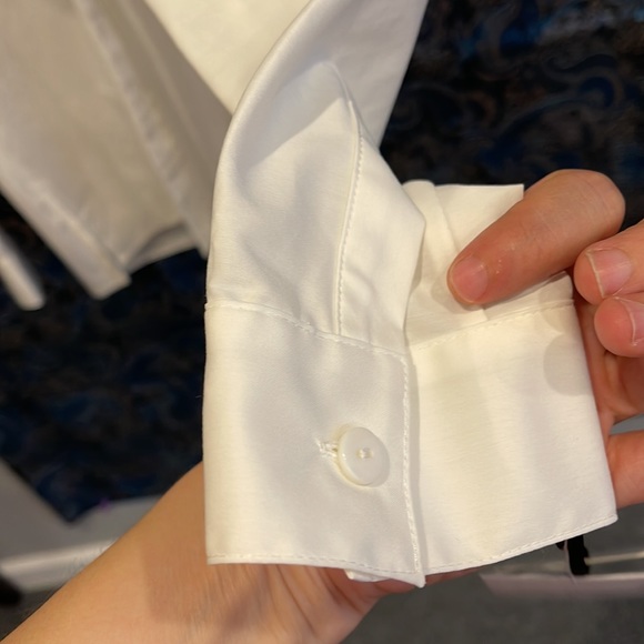 Crisp white top by Worth, Open to offers. - Picture 5 of 10